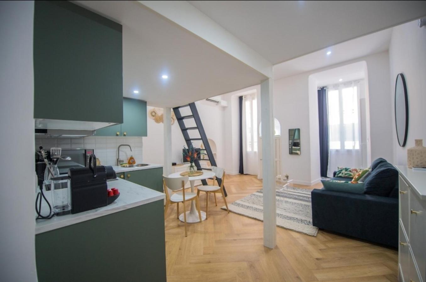 Studio Elegant 4 Couchages Front De Mer Clim Parking Privatif Wifi Ница Екстериор снимка